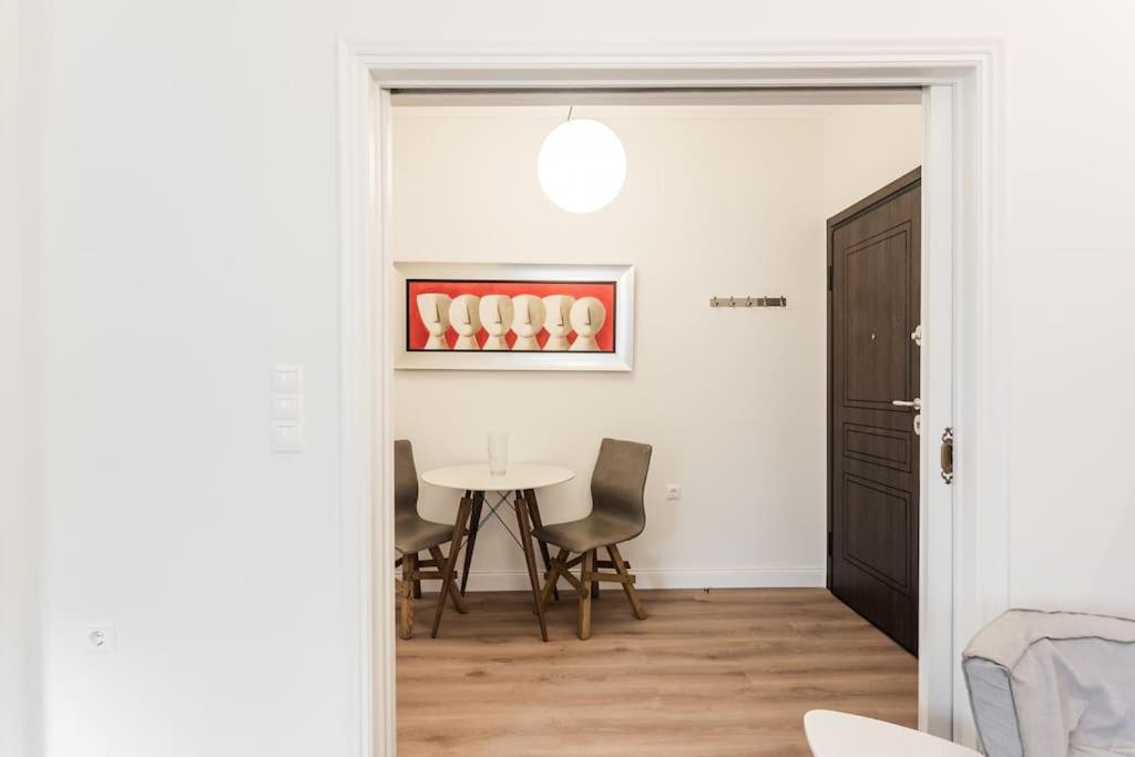 Apartment Family House Under The Acropolis Athens